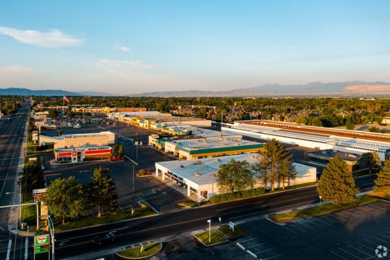 A view of an industrial area with many buildings.